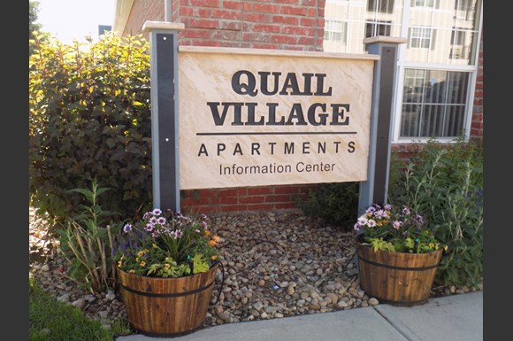Quail Village Apartments 321 Quail Road Longmont Co Rentcafe